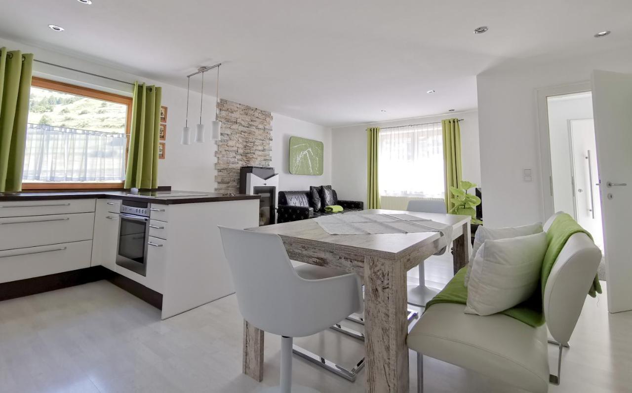 Das Alpenblick & Outdoor Lodge Наудерс Екстериор снимка