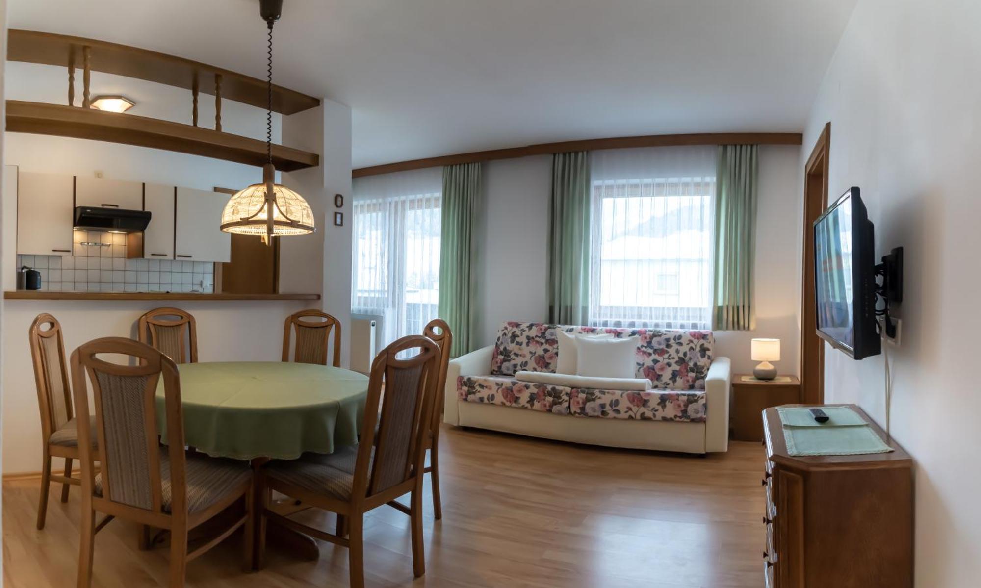 Das Alpenblick & Outdoor Lodge Наудерс Екстериор снимка